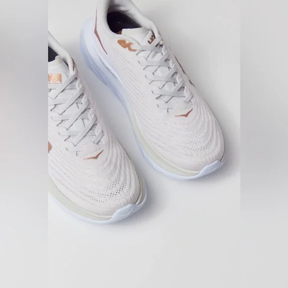 HOKA ONE ONE® Mach 5 Running Shoe White Copper Size 9B - Picture 4 of 13